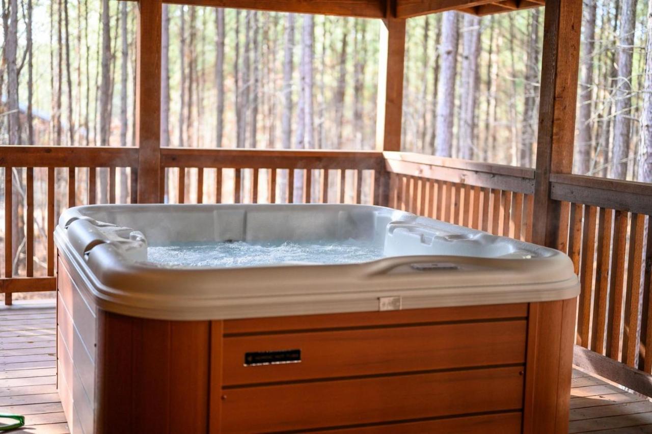Large Luxury 2Br Cabin W Hot Tub Double Trouble Was Designed For Fun Comfort And Memories Minutes From Buzzling Hochatown And Beautiful Beaver Bend State Park Broken Bow Buitenkant foto
