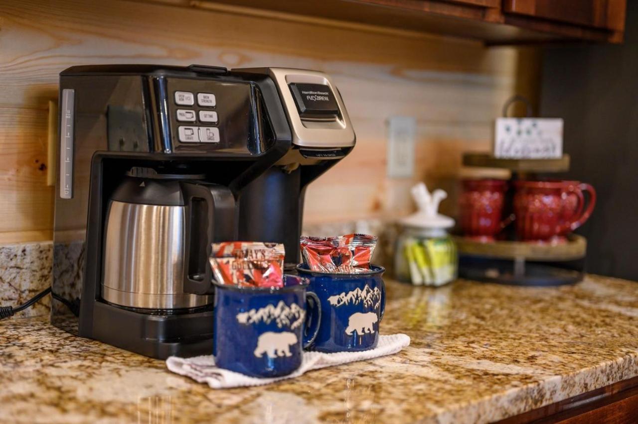 Large Luxury 2Br Cabin W Hot Tub Double Trouble Was Designed For Fun Comfort And Memories Minutes From Buzzling Hochatown And Beautiful Beaver Bend State Park Broken Bow Buitenkant foto