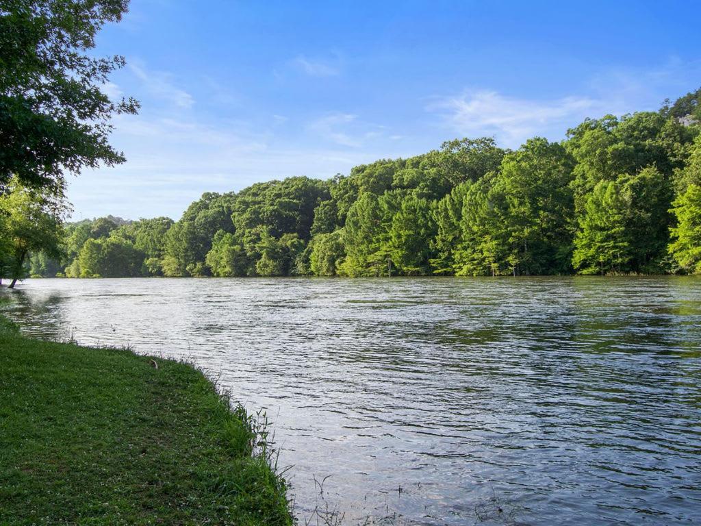 Large Luxury 2Br Cabin W Hot Tub Double Trouble Was Designed For Fun Comfort And Memories Minutes From Buzzling Hochatown And Beautiful Beaver Bend State Park Broken Bow Buitenkant foto